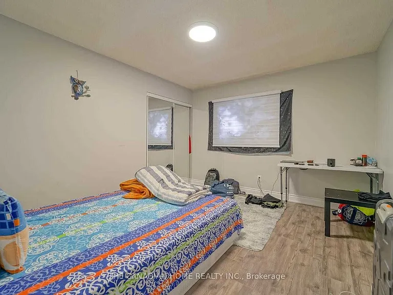 64 Somerset Dr — Photo 7