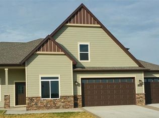 2705 Audubon Loop, Minot, ND 58701