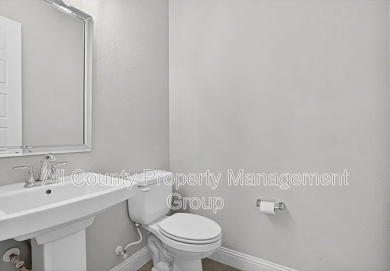 6330 Oakbend Cir — Photo 12