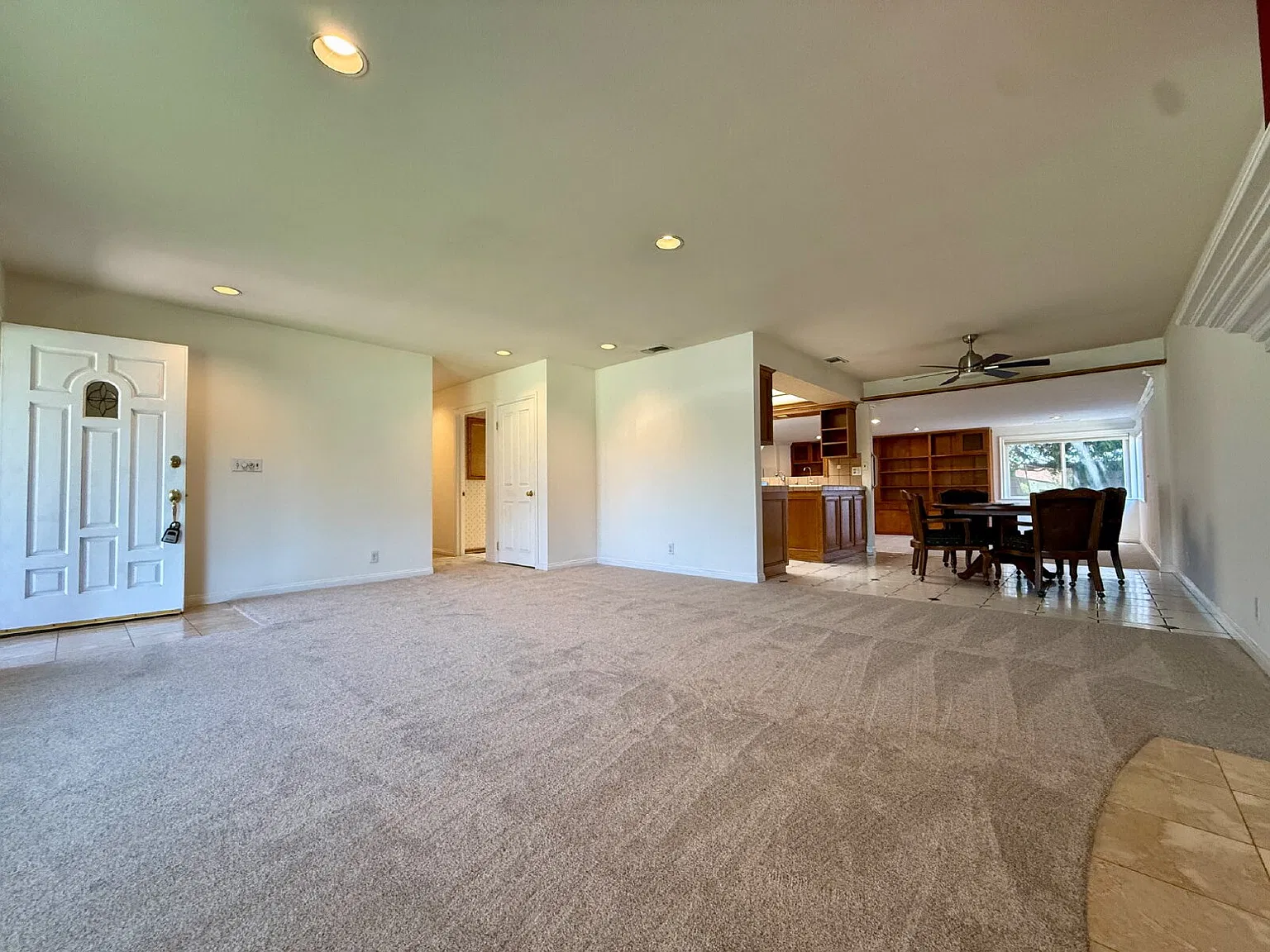 4 bed, 3.0 bath, 2256 sqft, $4,700 — Photo 3