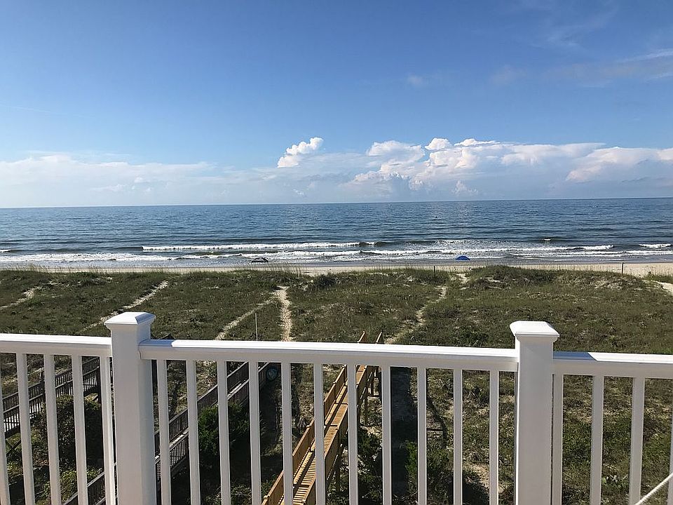 2nd image of 1103 Ocean Blvd W