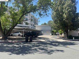 1708 Riviera Ave, Walnut Creek, CA 94596