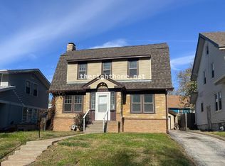 2430 Redick Ave, Omaha, NE 68112
