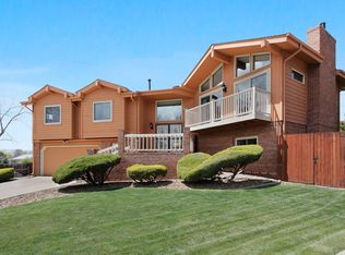 2319 S Yukon Ct, Lakewood, CO 80227