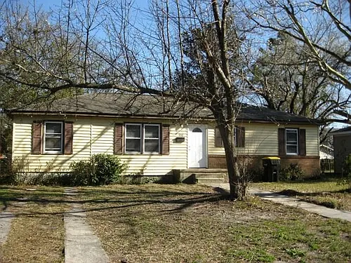330 Bunting Dr Photo 1