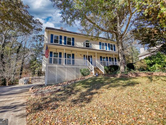 1702 Windsor Chase Ct, Lawrenceville, GA 30043