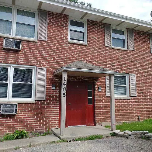 1405 S Taylor St #1 Photo 1
