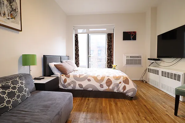 Rented by Corcoran | media 20