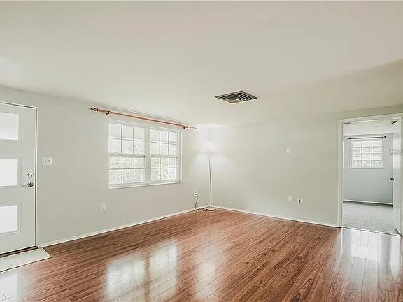 5th image of 3411 Salem Ave