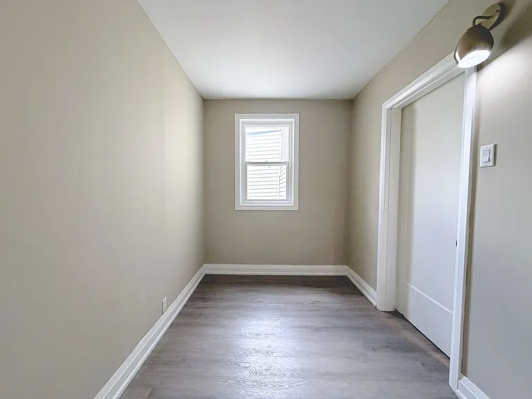 332 East Ave N — Photo 11