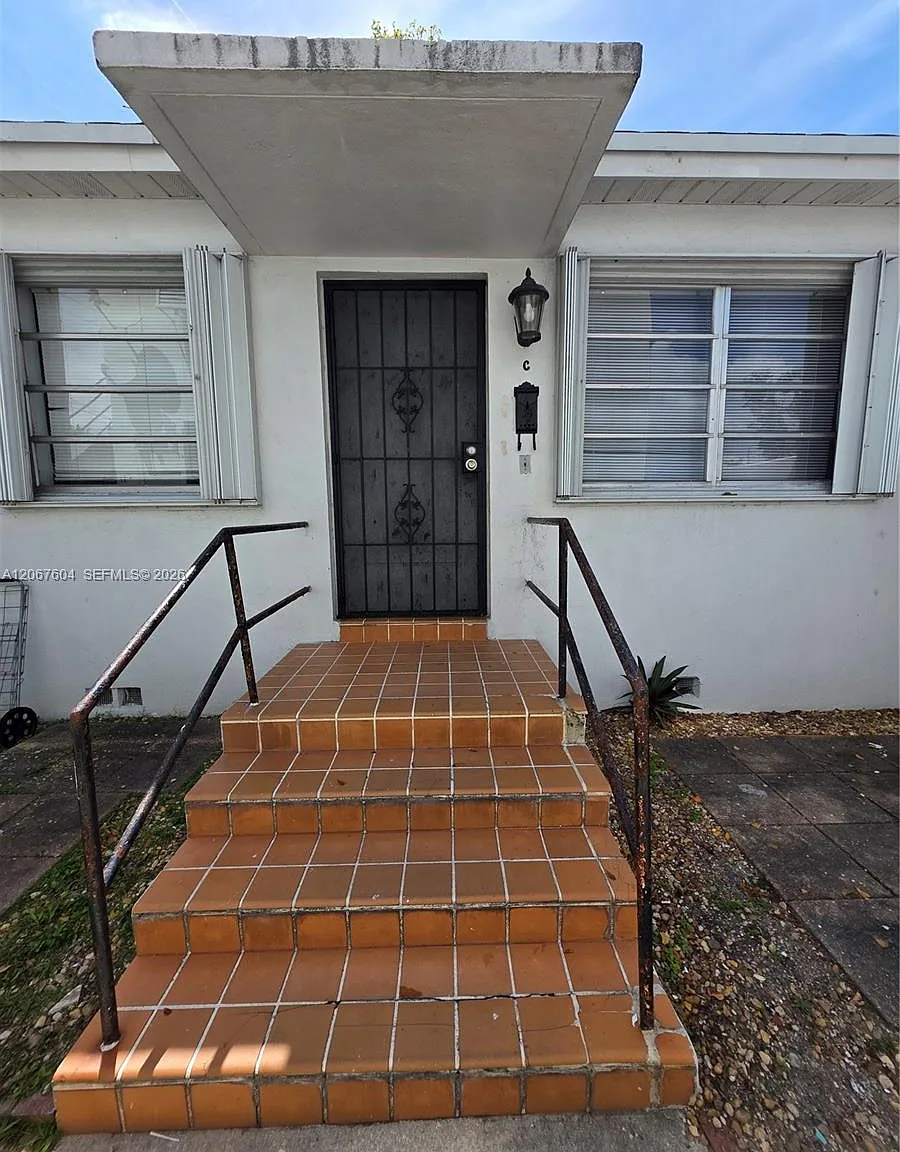 Country Club Estates Sec — Photo 1