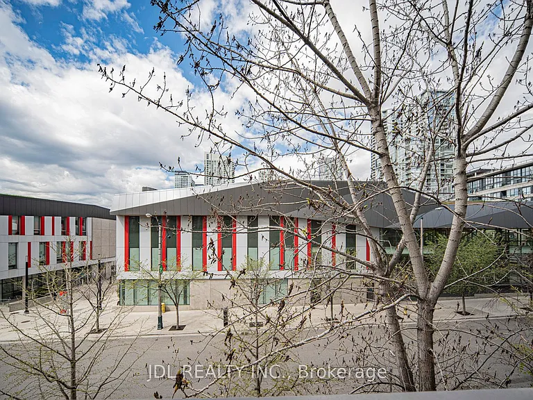 31 Brunel Ct #Townhouse 8 — Photo 33
