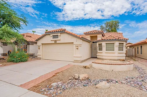 4460 E Verbena Dr Photo 1
