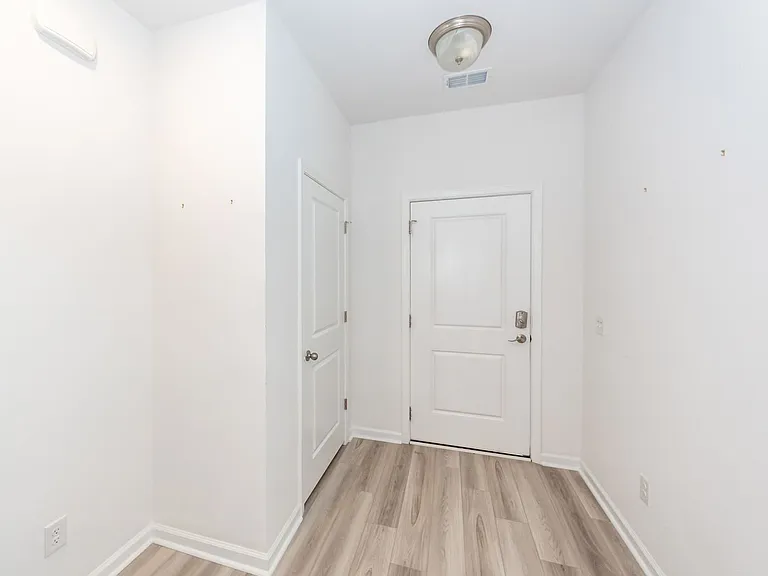 359 Herty Park Dr — Photo 3