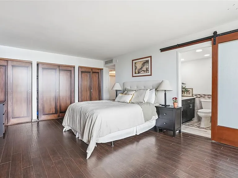 5700 Mariner St #702 — Photo 45