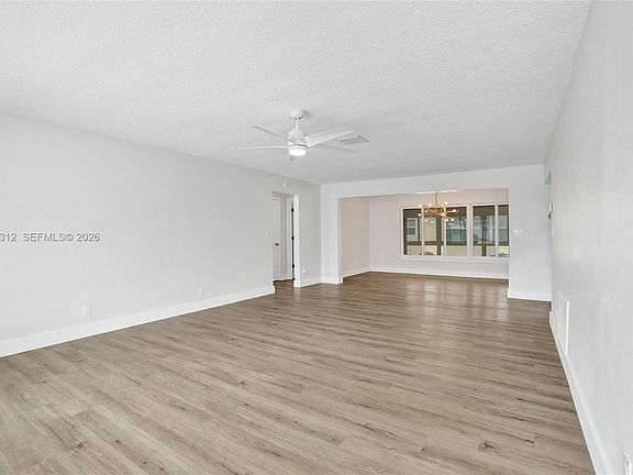 5th image of 240 NW 25th Ct