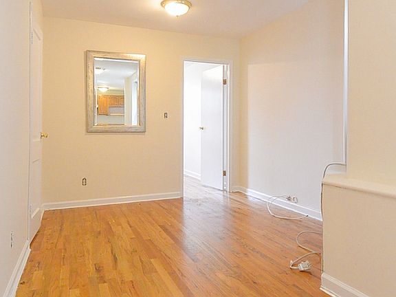 5th image of 172 E 89th St APT 5A