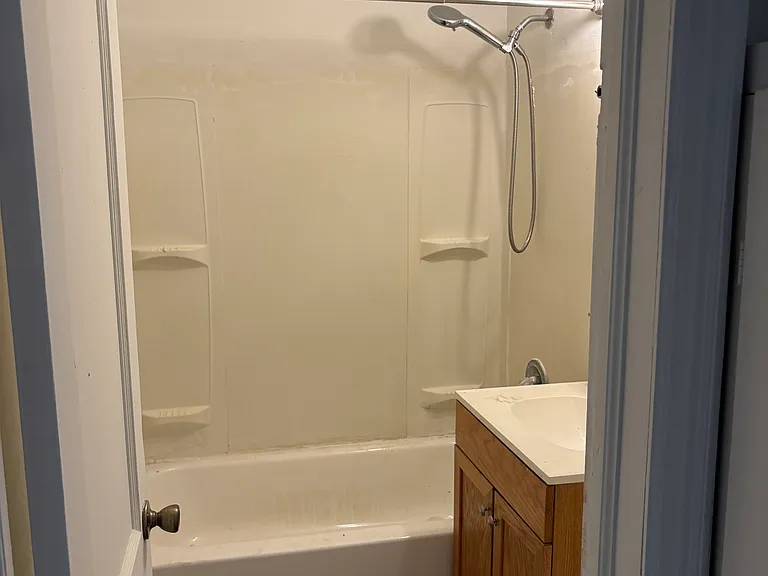 1407 N Pinecrest St — Photo 7