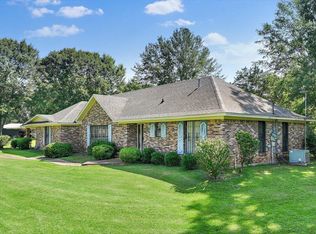 860 McCluer Rd, Jackson, MS 39212