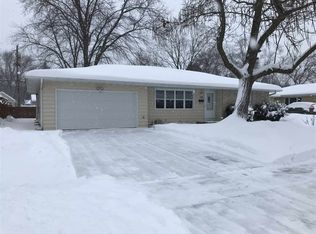 1366 Rockdale St, Green Bay, WI 54304