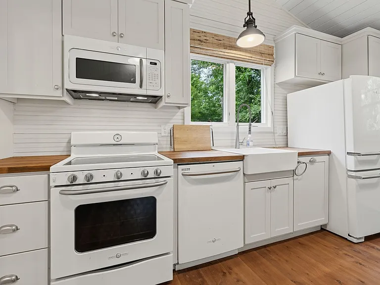 3822 Somerset Dr — Photo 3