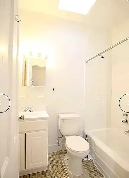313 W 55th St #4R — Photo 7
