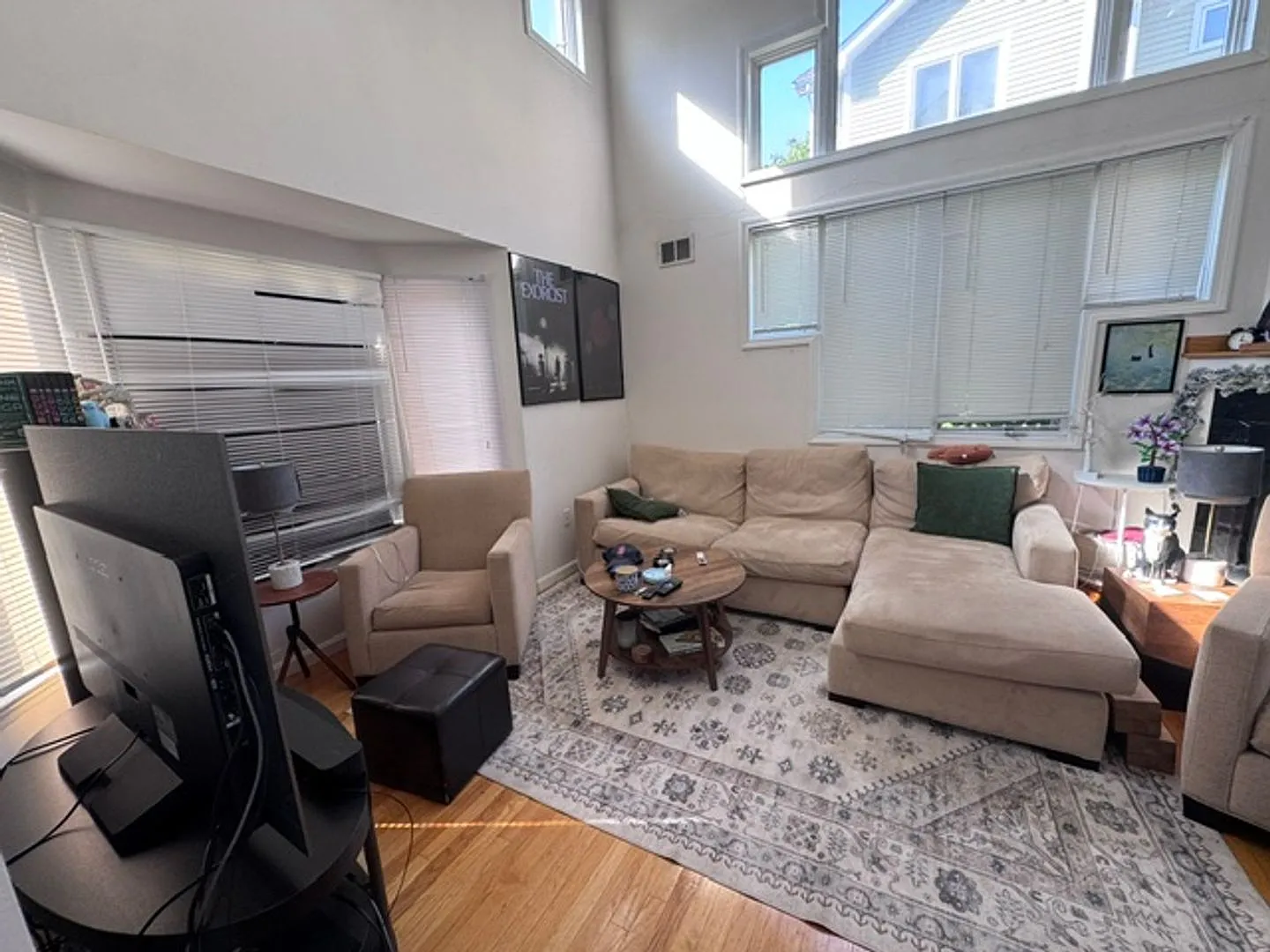 No Fee!! Big Allston 3 Bed/2.5 Bath Townhouse With Central Air ~ Parking Included — Photo 2