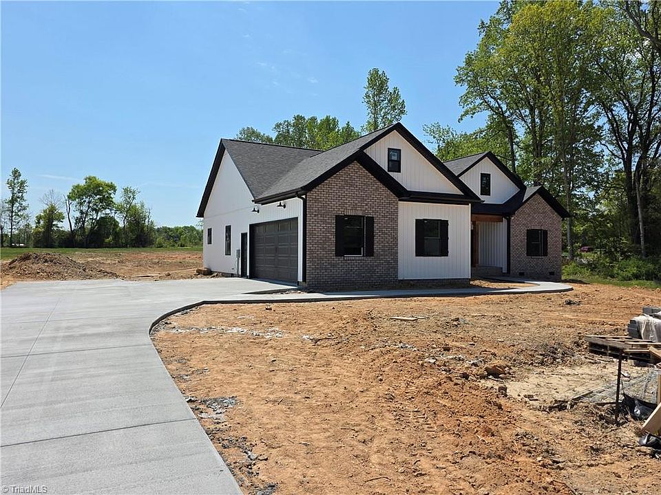 1st image of 122 One Whitaker Rd