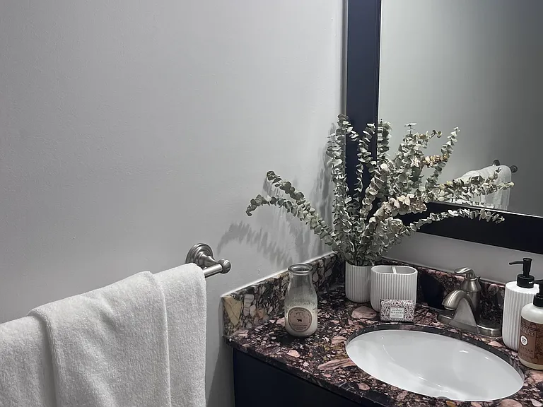 Peregrine Dr — Photo 9