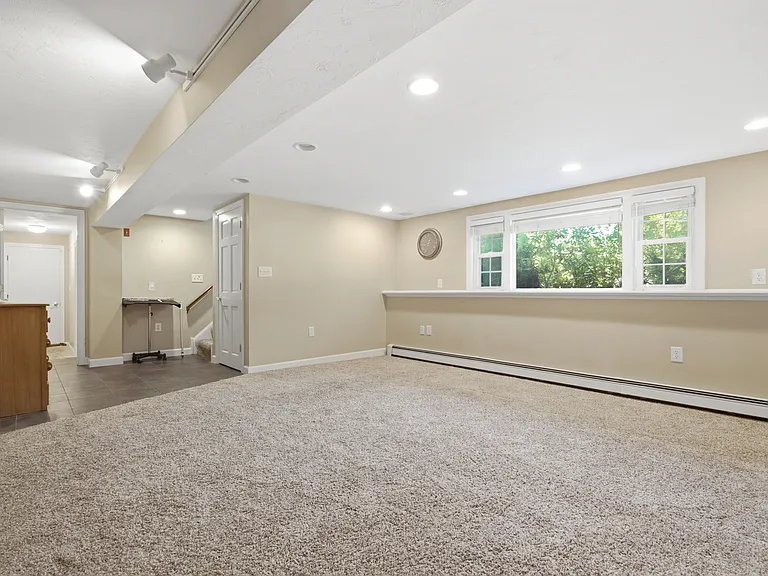 55 Robbie Rd — Photo 21