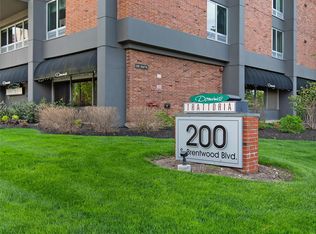 200 S Brentwood Blvd APT 6C, Saint Louis, MO