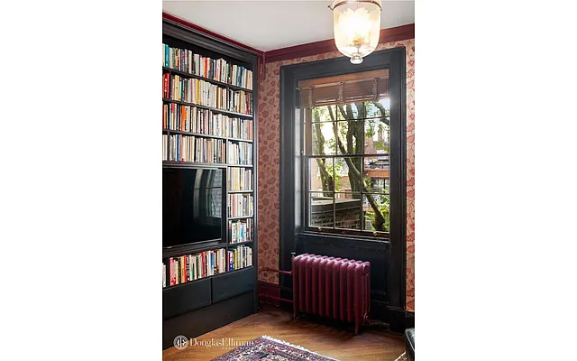 Sold by Douglas Elliman | media 18