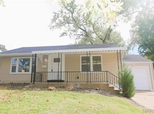 8912 Boyce Pl, Saint Louis, MO 63136