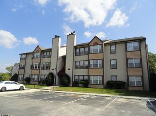 70 Trotters Ln, Galloway, NJ 08205