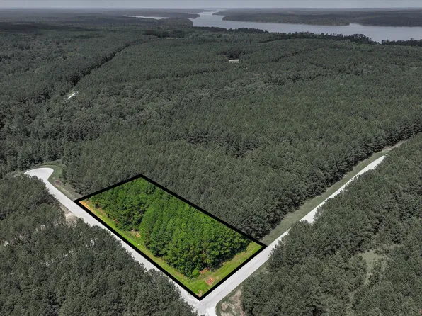 1070 Cody Trail, Tignall, GA 30668