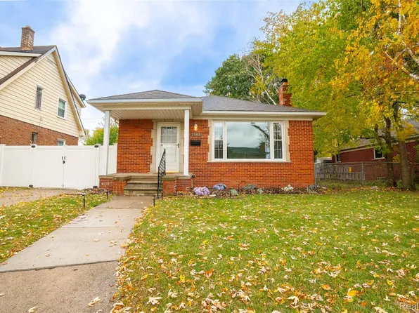 1583 Riverbank St, Lincoln Park, MI 48146