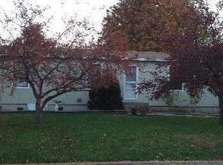 1307 Gambrell St, Greenwood, MO 64034