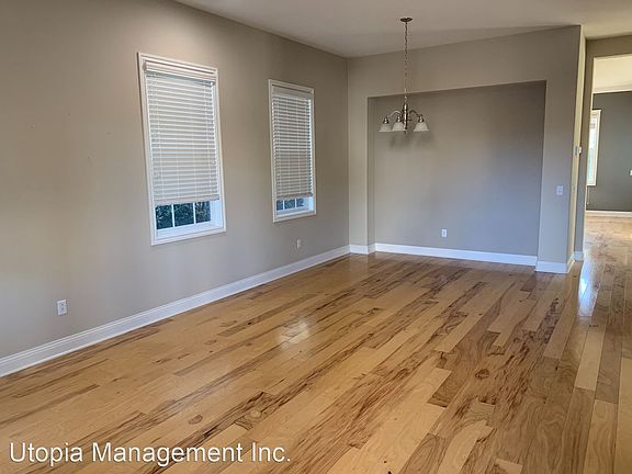 3rd image of 16625 Honeybee Dr