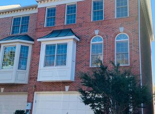 2513 Hunton Pl, Alexandria, VA 22311