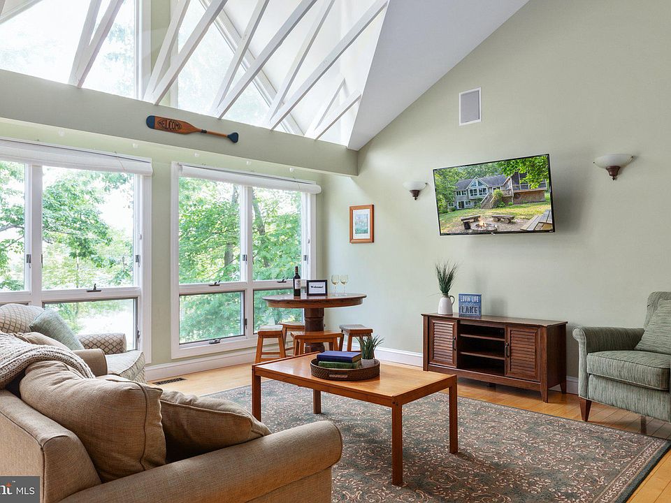 1447 Lakeside Dr, Harpers Ferry, WV 25425 Zillow