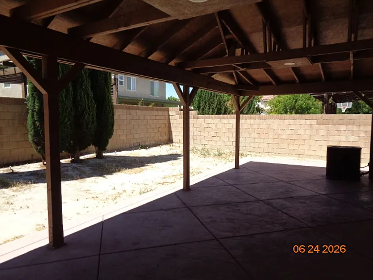 2064 W Avenue K #6 — Photo 27