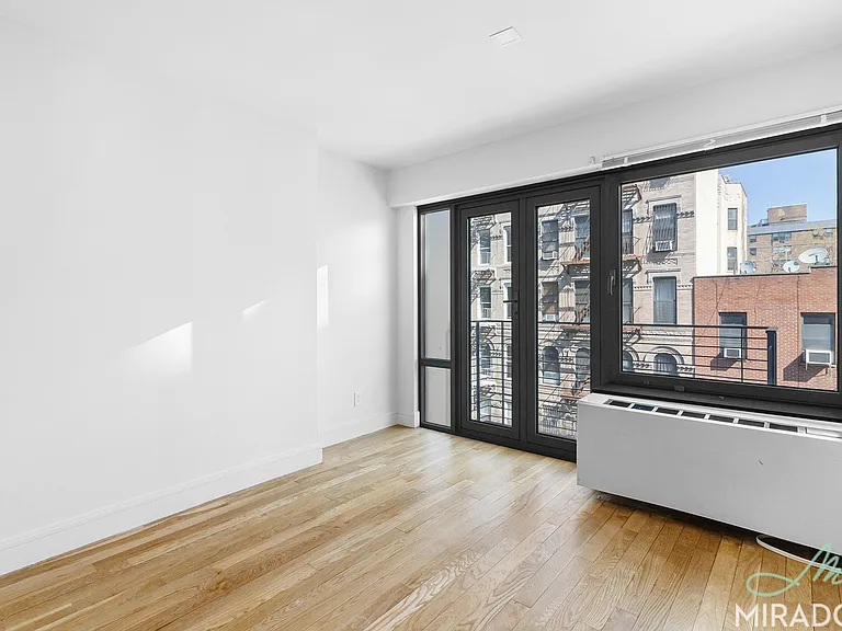 636 E 11th St #5F — Photo 10
