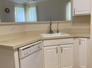 67 Heath Ct, Pennington, NJ 08534