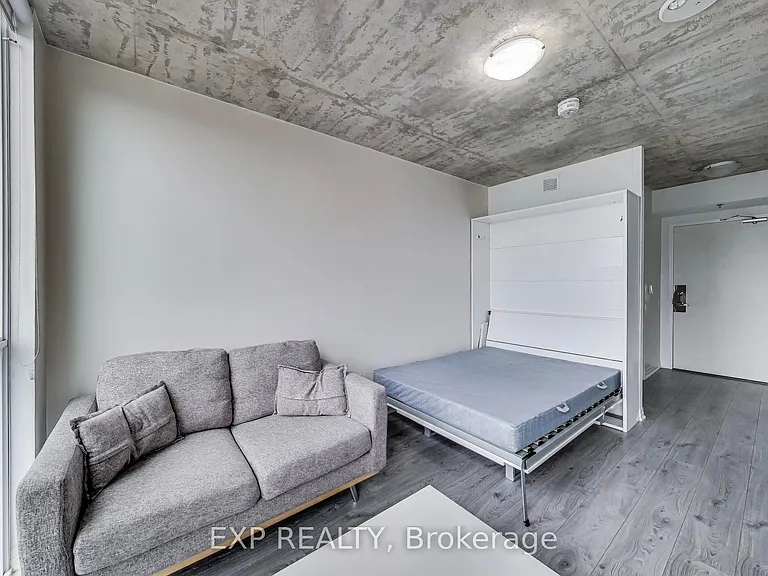 1900 Simcoe St N #739 — Photo 7