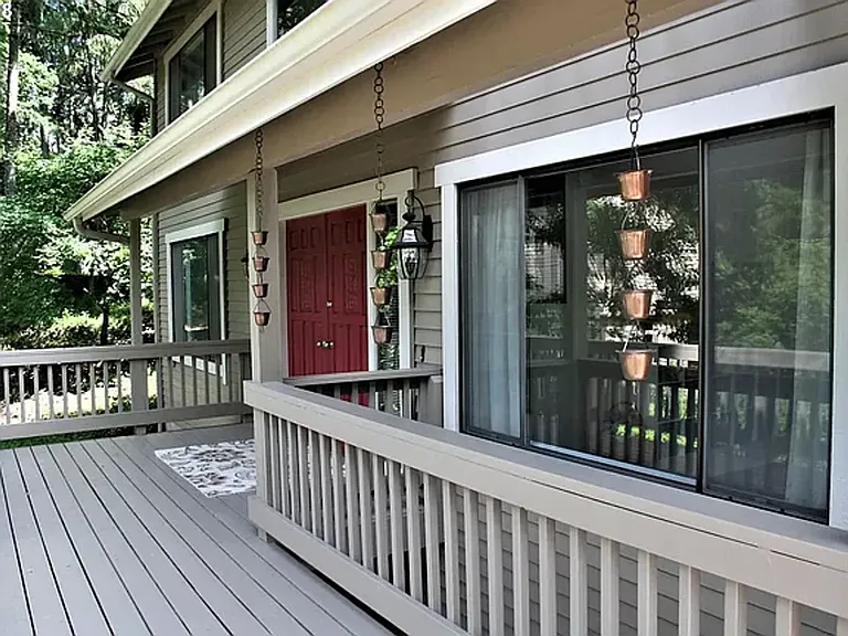 2805 Greentree Way — Photo 2
