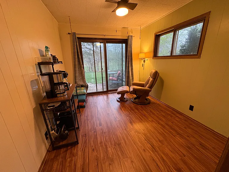 3102 Churchill Dr — Photo 6
