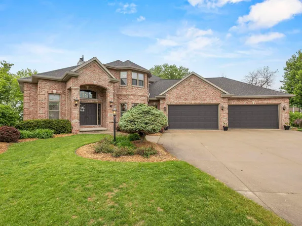 N7897 Edgewater Ct, Sherwood, WI 54169