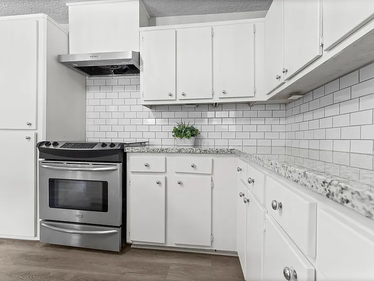 601 Dogwood Trl — Photo 28