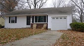 2nd image of 8320 Russell St