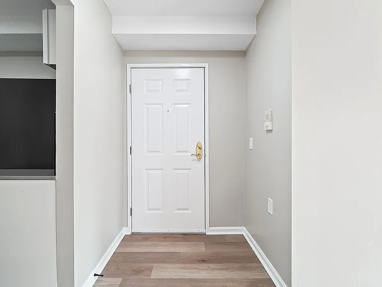 Cherry Tree Village Apartments — Photo 203